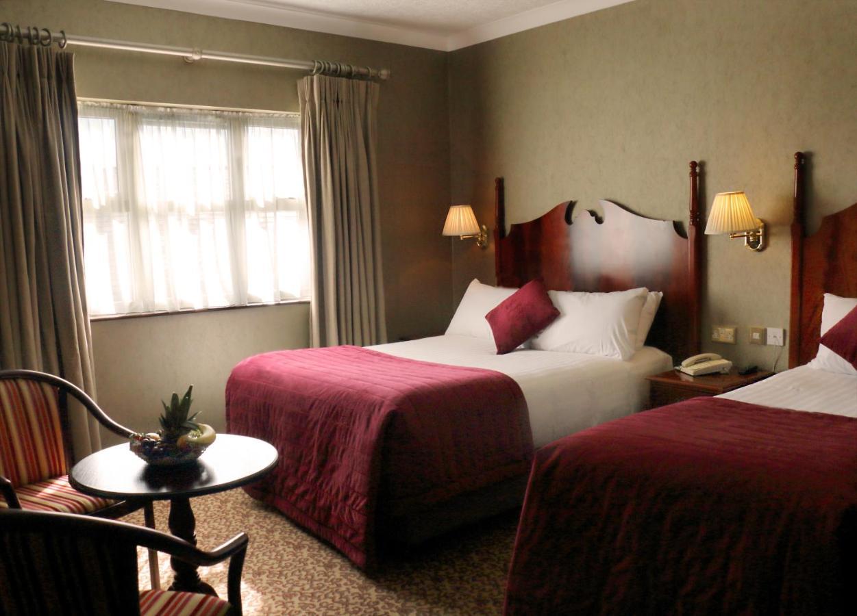Seven Oaks Hotel Carlow Bagian luar foto