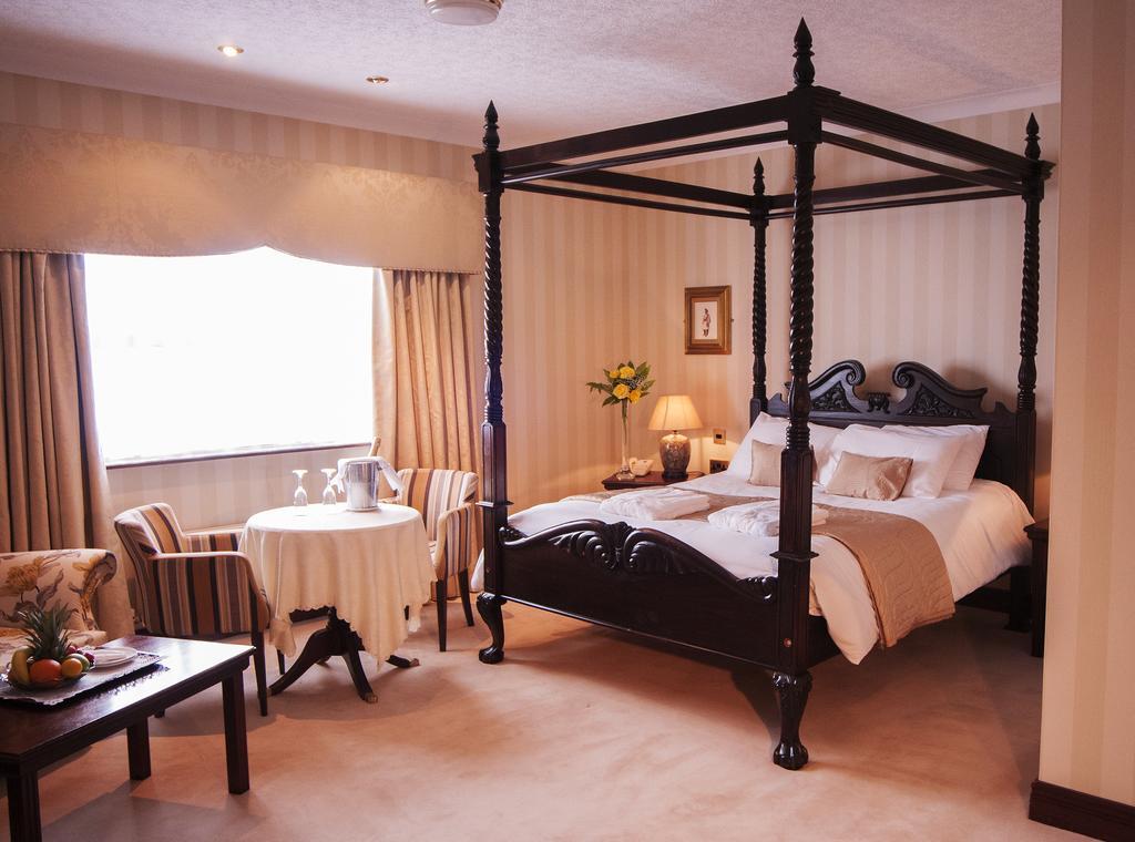 Seven Oaks Hotel Carlow Bagian luar foto