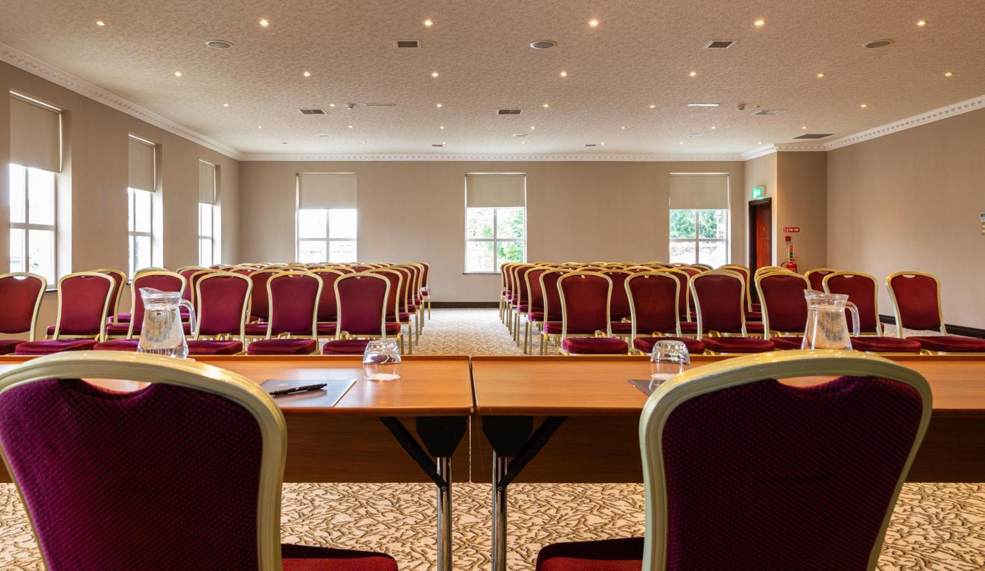 Seven Oaks Hotel Carlow Bagian luar foto