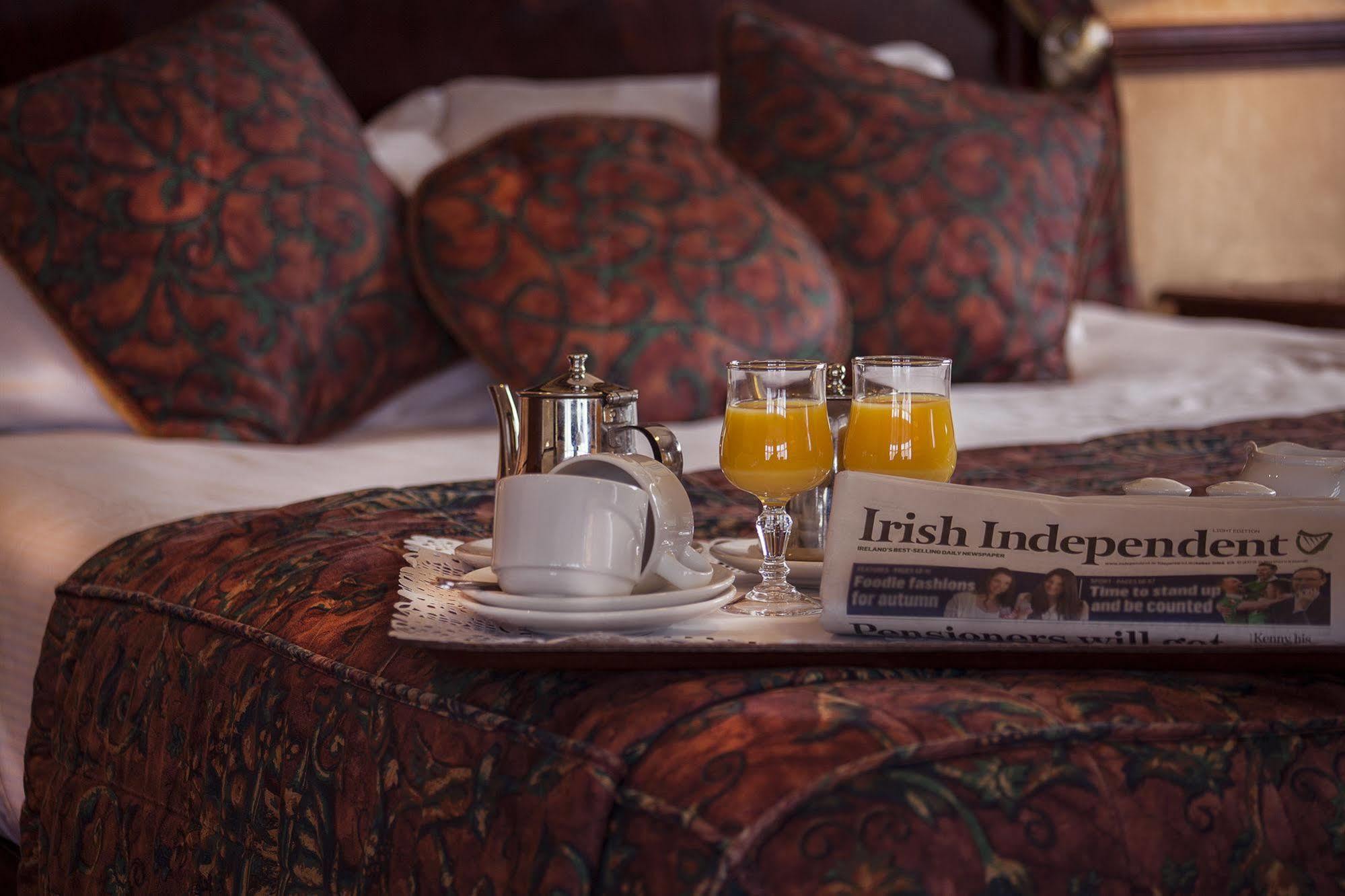 Seven Oaks Hotel Carlow Bagian luar foto