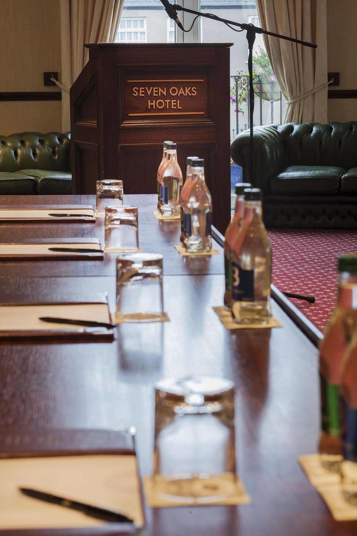 Seven Oaks Hotel Carlow Bagian luar foto